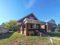 Building Photo - Spacious  5-Bedroom, 3-Bath Home in Midtown Springfield