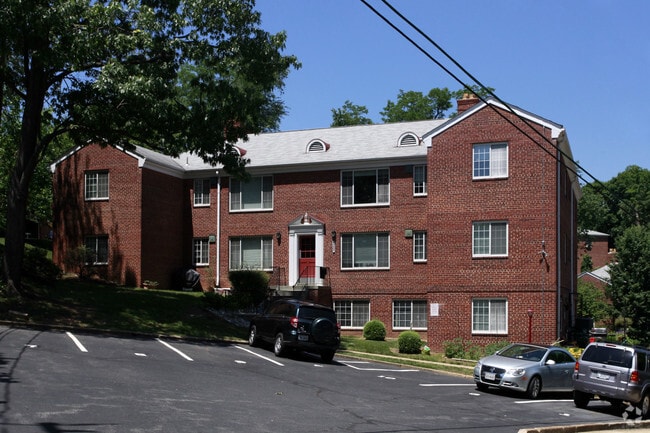 Primary Photo - The Admiralty Apartments