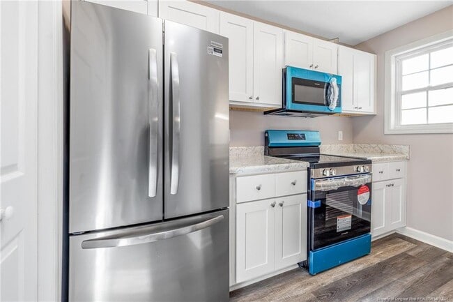 Building Photo - 264 Waterdown Dr