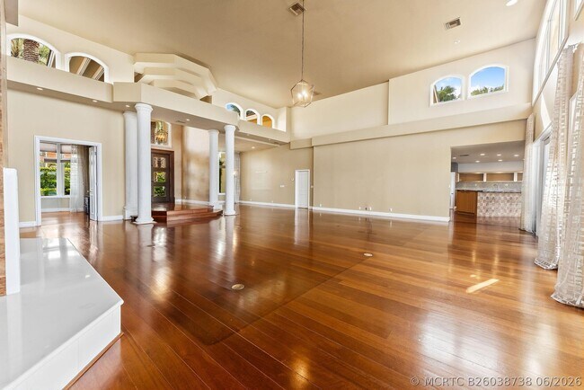 Building Photo - 3 Isla Bahia Dr