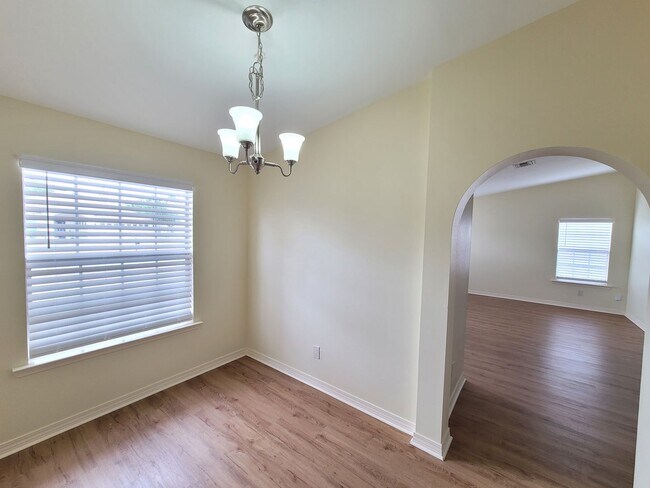 Building Photo - The Hammocks Phase I Pool Home-Lynn Haven