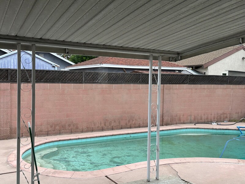 Building Photo - 10908 Kibbee Ave