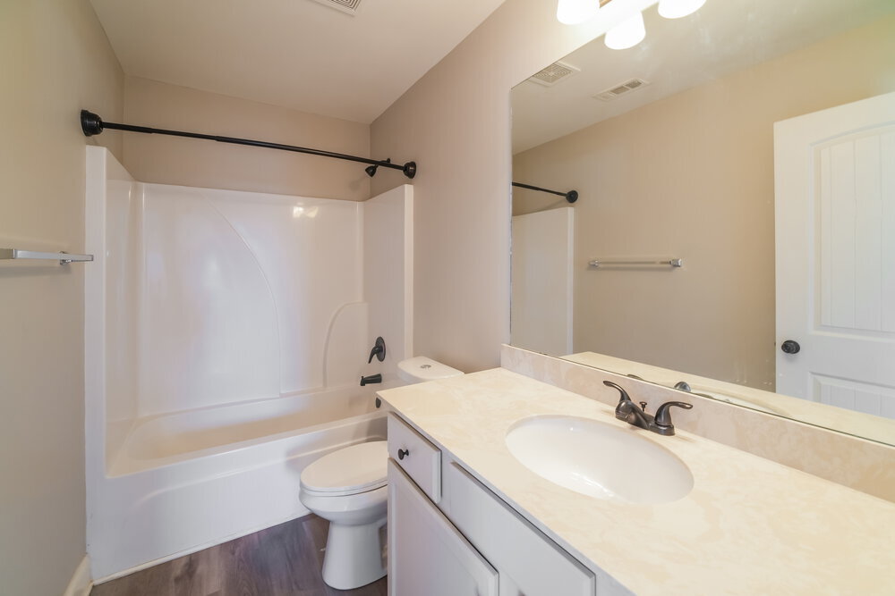 Building Photo - 235 Summer Gate Ln