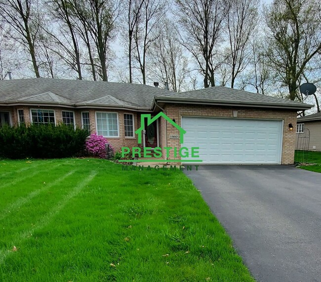 Primary Photo - 3BD/2BA Duplex Home In Chesterton, IN