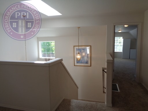 Building Photo - Close To Intel & Nike - A/C,  New Appliances - New LVT  & Carpet -Pet Friendly