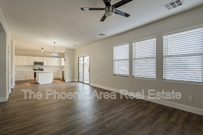 Building Photo - 4456 E Oxford Ln