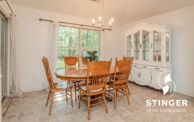 Building Photo - 22 Oleander Dr