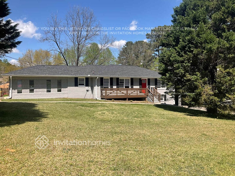 Primary Photo - 2630 Farmington Dr SW