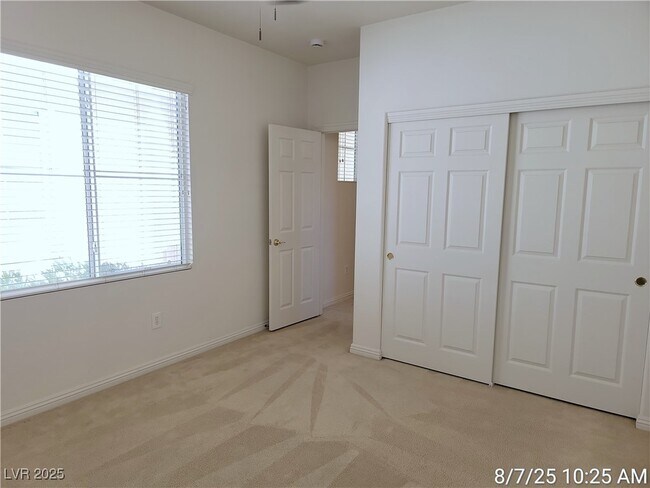 Building Photo - 10228 Questa Sera Ct