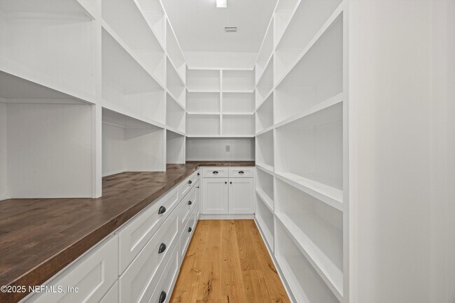 Building Photo - 86 Sunset Ridge Ct