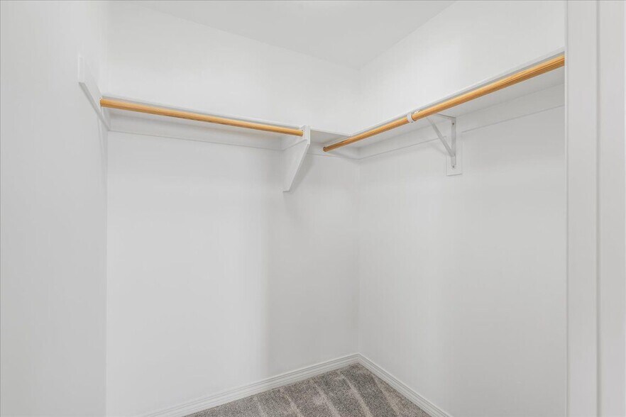 Building Photo - 259 Riverdale Ct