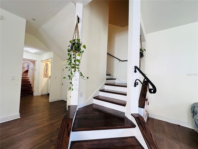 Building Photo - 10801 Spider Lily Dr