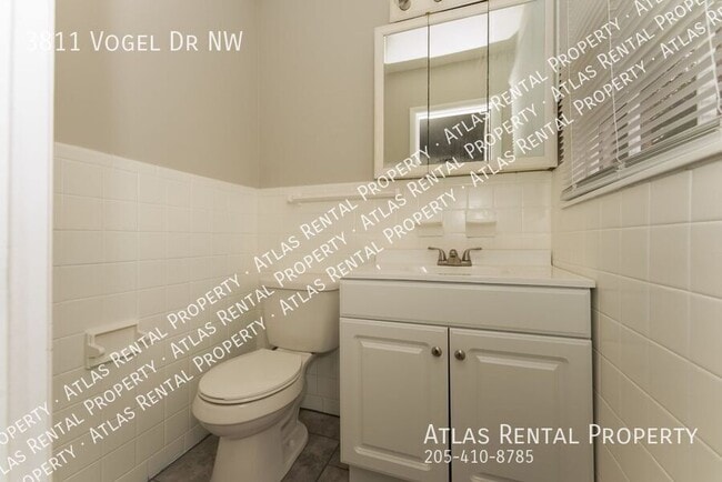 Building Photo - 3811 Vogel Dr NW