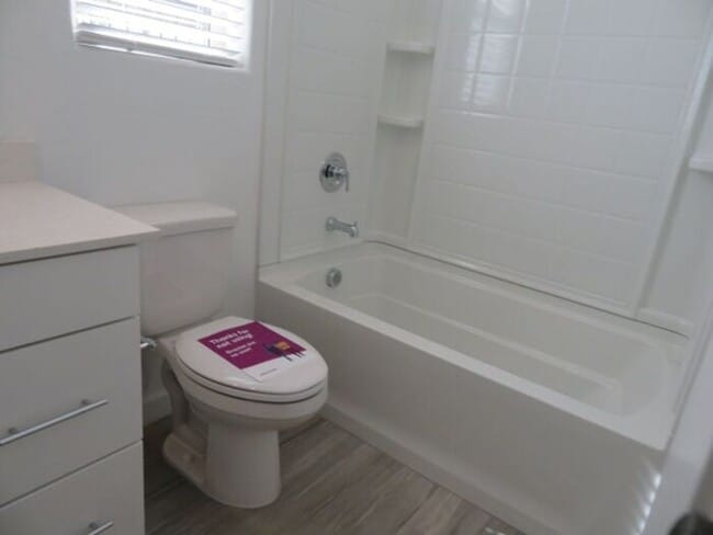 Building Photo - ****$500 off December Rent****Beautiful 5 Bedroom 3 Bath In Mystic at Lake Pleasant