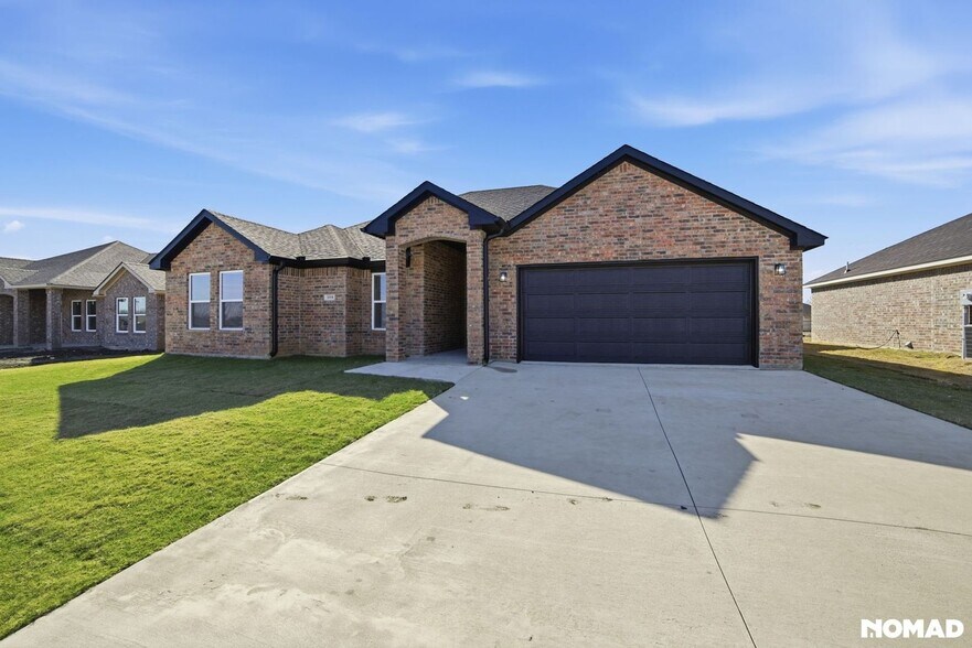 Building Photo - 3119 Secretariat