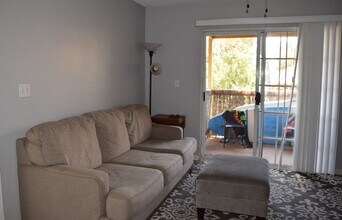 Building Photo - Fully remodeled & furnished Kihei Villages...