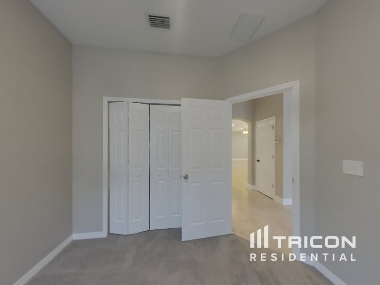 Building Photo - 4859 Orange Grove Way