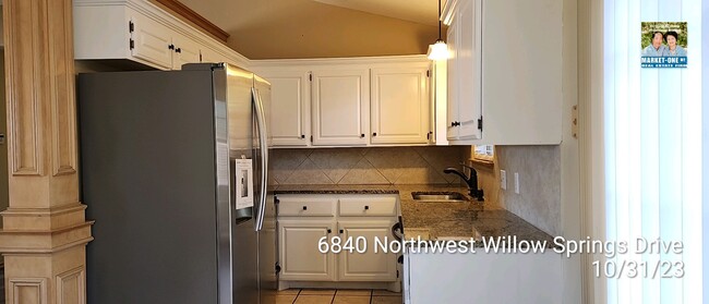 Building Photo - 6840 NW Willow Springs Dr
