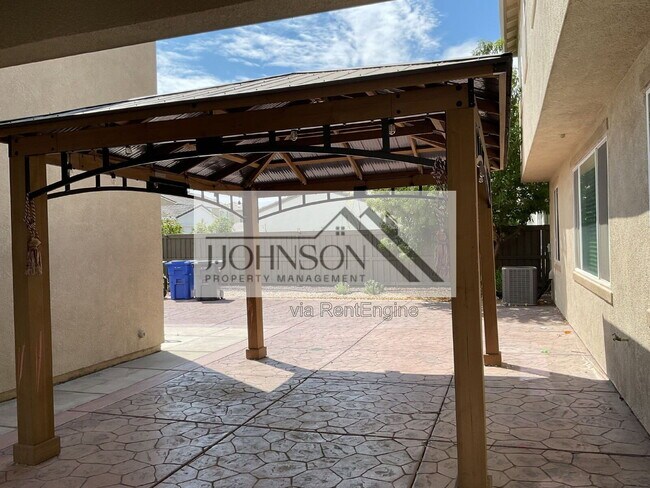 Building Photo - 2530 Ellis Town Dr