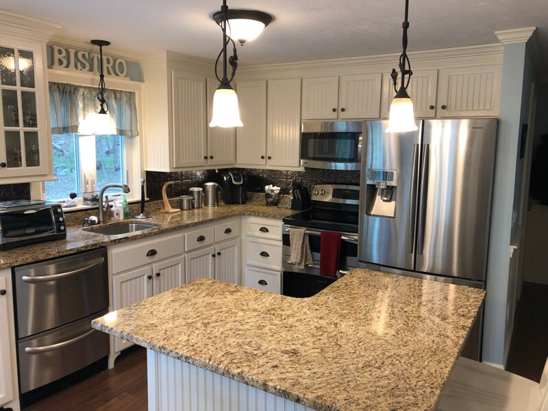 Building Photo - 140 Concord St