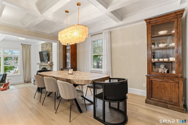 Building Photo - 3 Riverview Rd