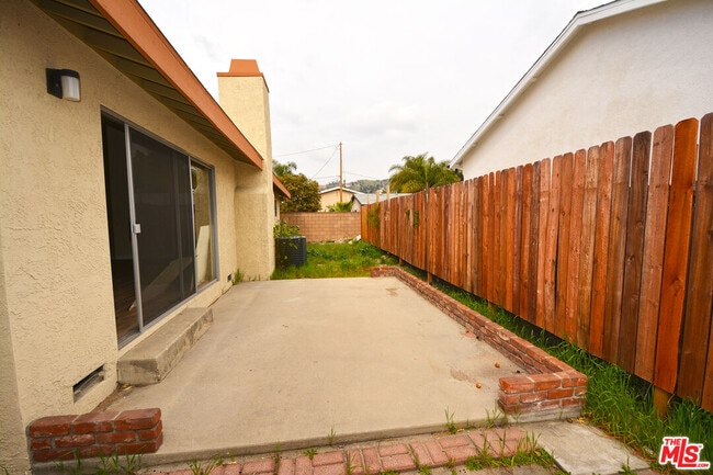 Building Photo - 7630 Delia Ave