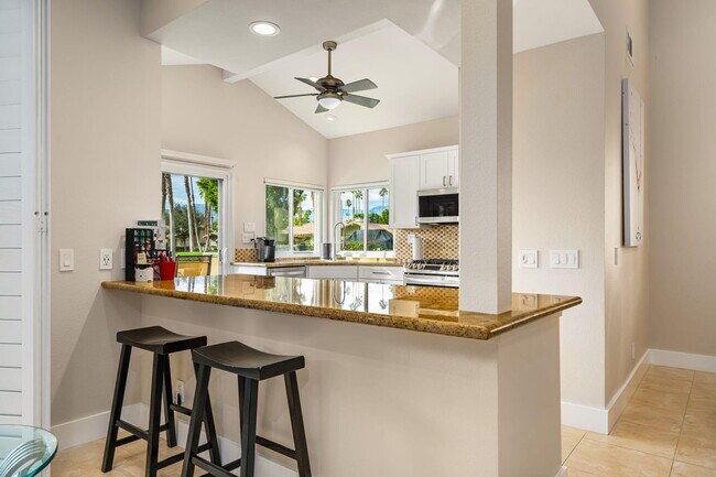 Building Photo - 321 Bouquet Canyon Dr