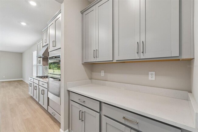 Building Photo - 2181 Longliner Lp