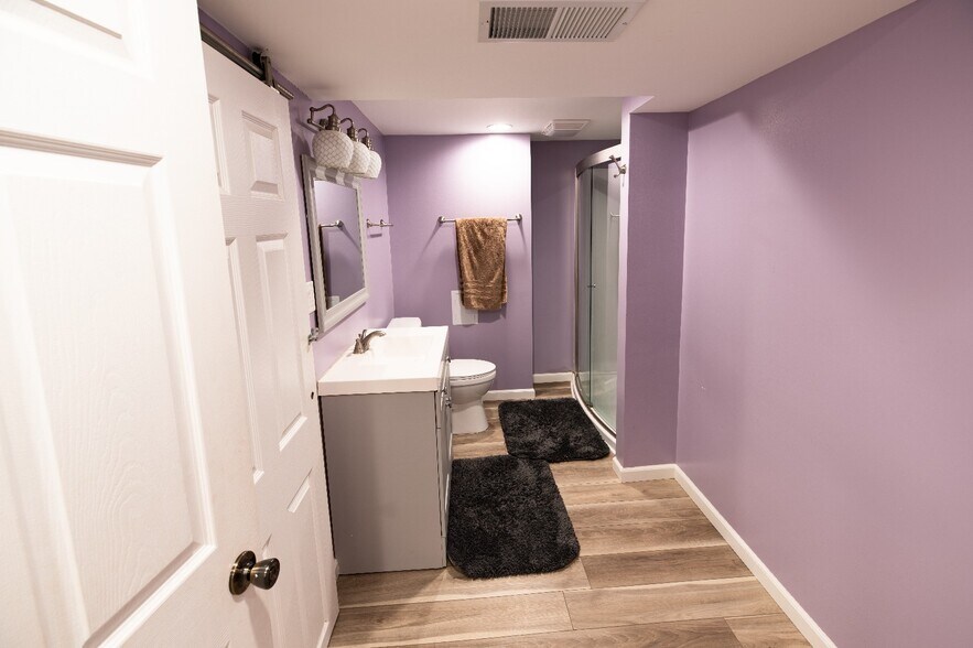 Building Photo - 8684 N 62nd St