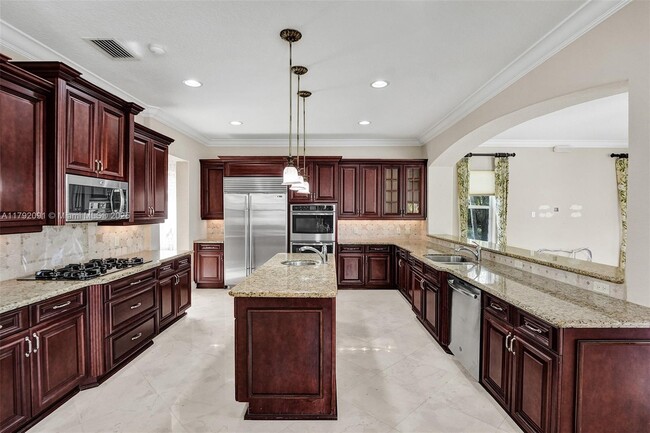 Building Photo - 7607 NW 127th Manor