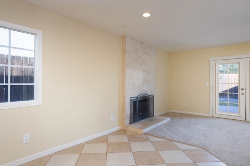 Building Photo - 9503 Medina Dr