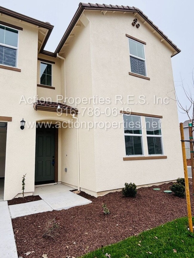 Building Photo - Action Properties RES inc. Offering Brand New Breckenridge @ Sierra West Solar 5 Bedroom 2793aq f...