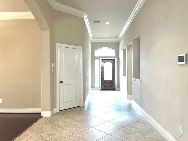 Building Photo - 25419 Lockspur Dr