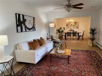 Building Photo - 33 Suburban Dr