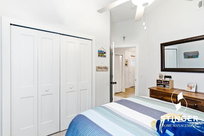 Building Photo - 40 Canopy Ln