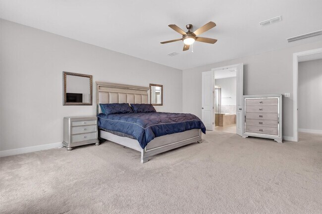 Building Photo - 21711 Emerton Cres Wy