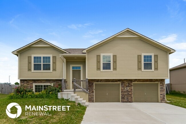 Building Photo - 901 E Rockville Terrace