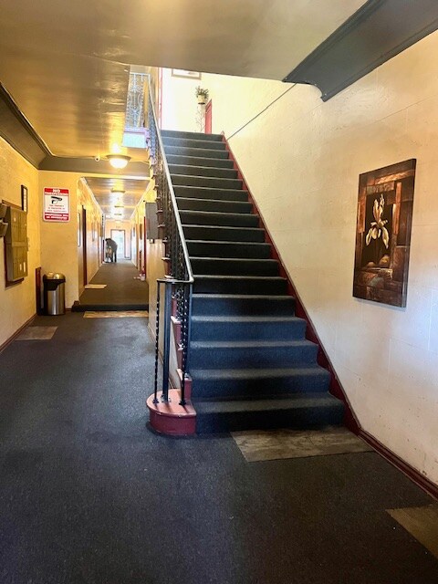 Building Photo - 2329 Crenshaw Blvd