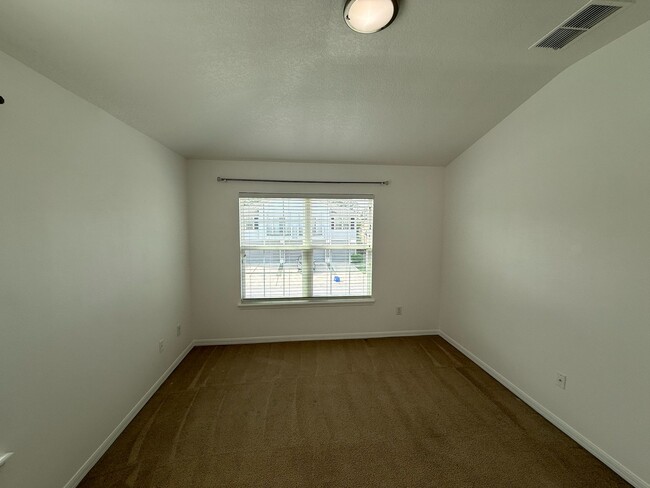 Building Photo - 1711 San Jacinto Cir