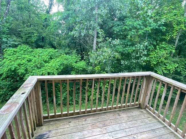 Building Photo - Antioch 3 bedroom townhome w/ 1 car garage!