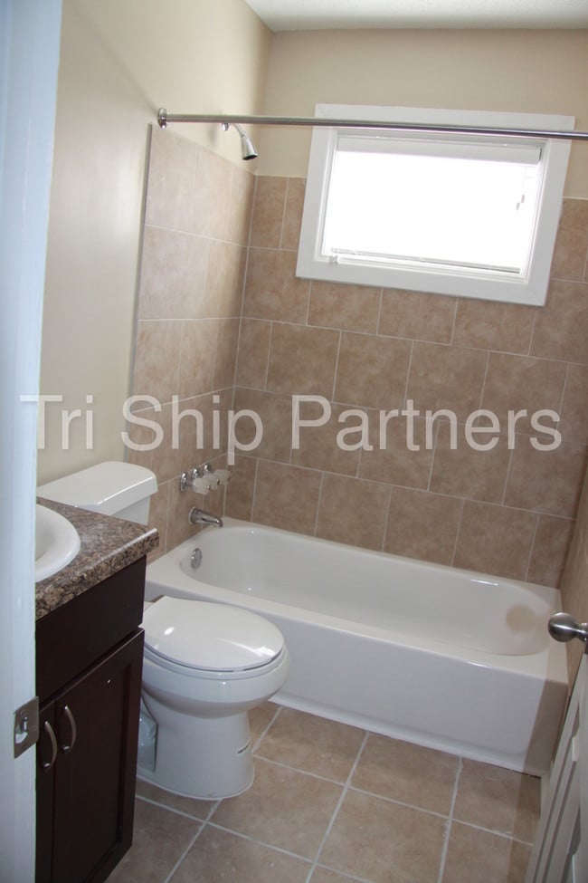 Building Photo - Available for Immediate Move In