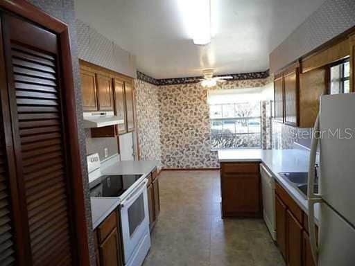 Building Photo - 335 Alston Dr