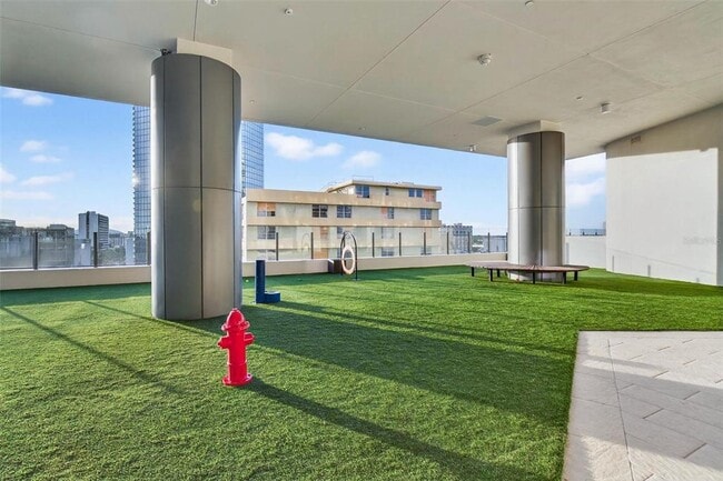 Building Photo - 275 1st Ave S