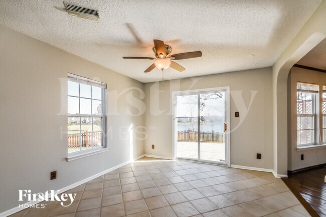 Building Photo - 19528 Windwood Pkwy