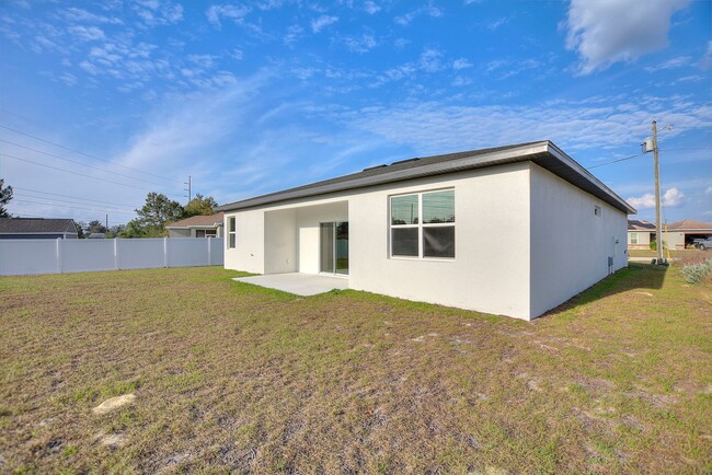 Building Photo - 361 Begonia Ct