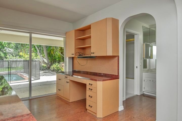 Building Photo - 6749 S Grande Dr