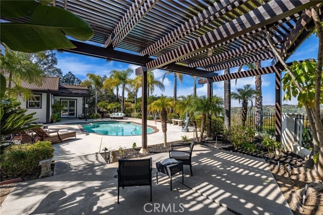 Building Photo - 2465 Via Oeste Dr