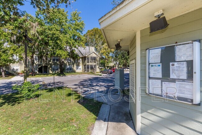 Building Photo - 3717 S Lake Orlando Pkwy