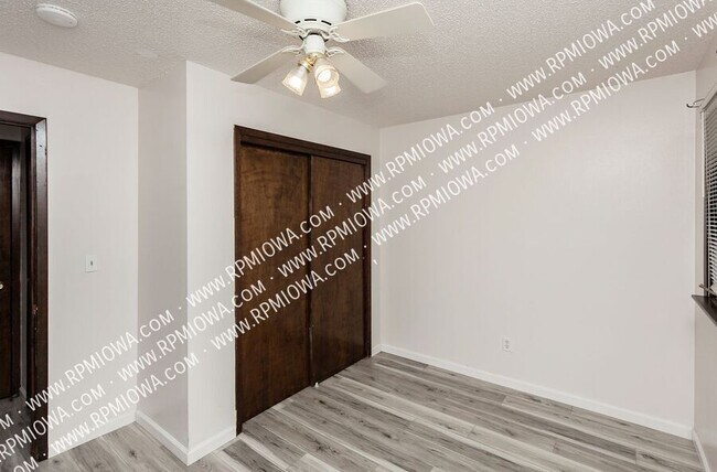 Building Photo - 1020 Williams St