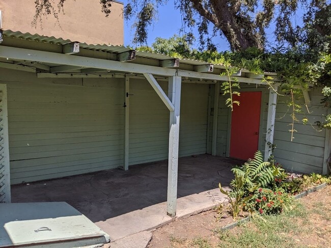 Building Photo - SAN JOSE - Craftsman style cottage with ya...